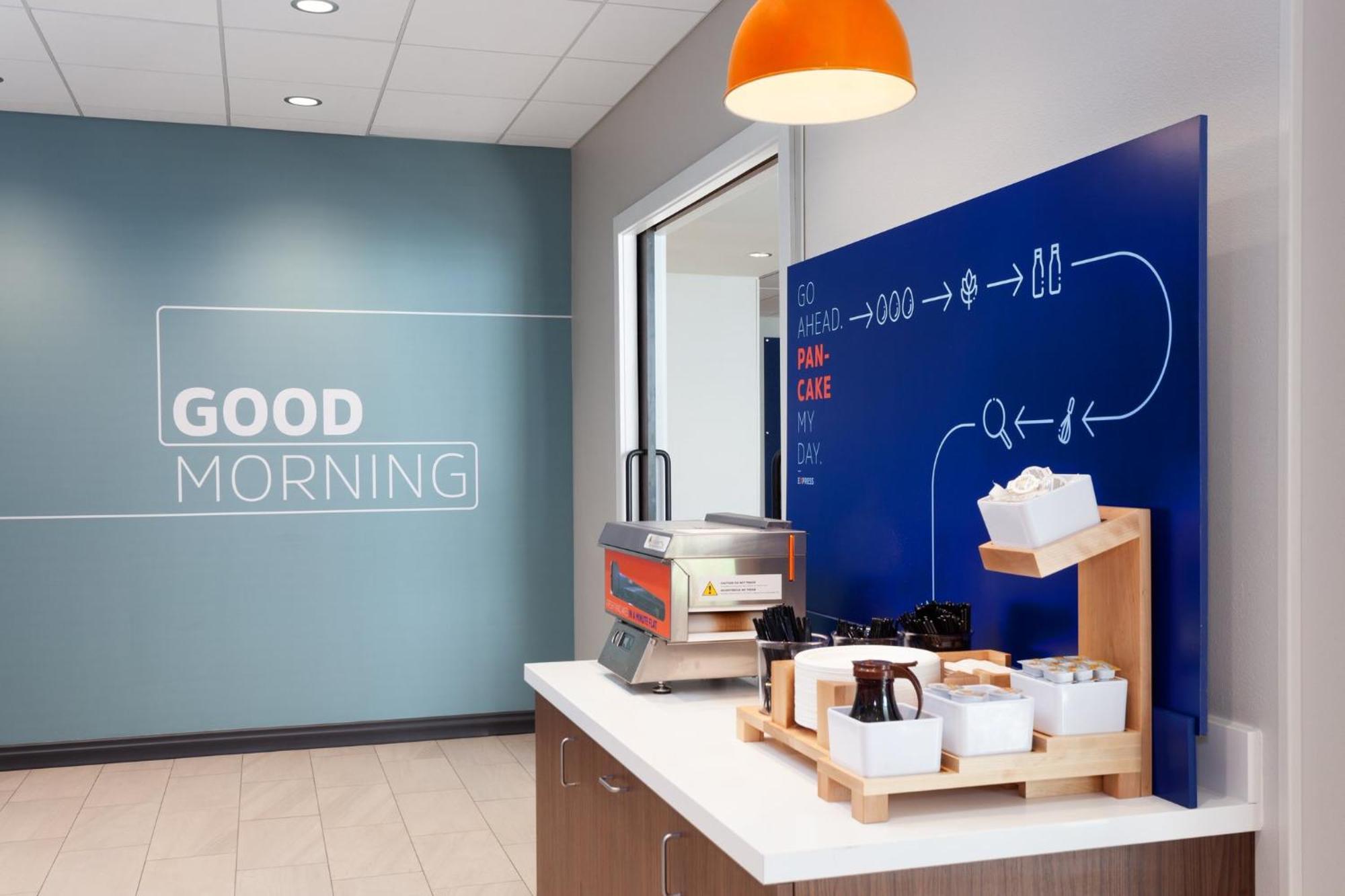 Holiday Inn Express & Suites Reedsburg - Dells Area By Ihg 외부 사진