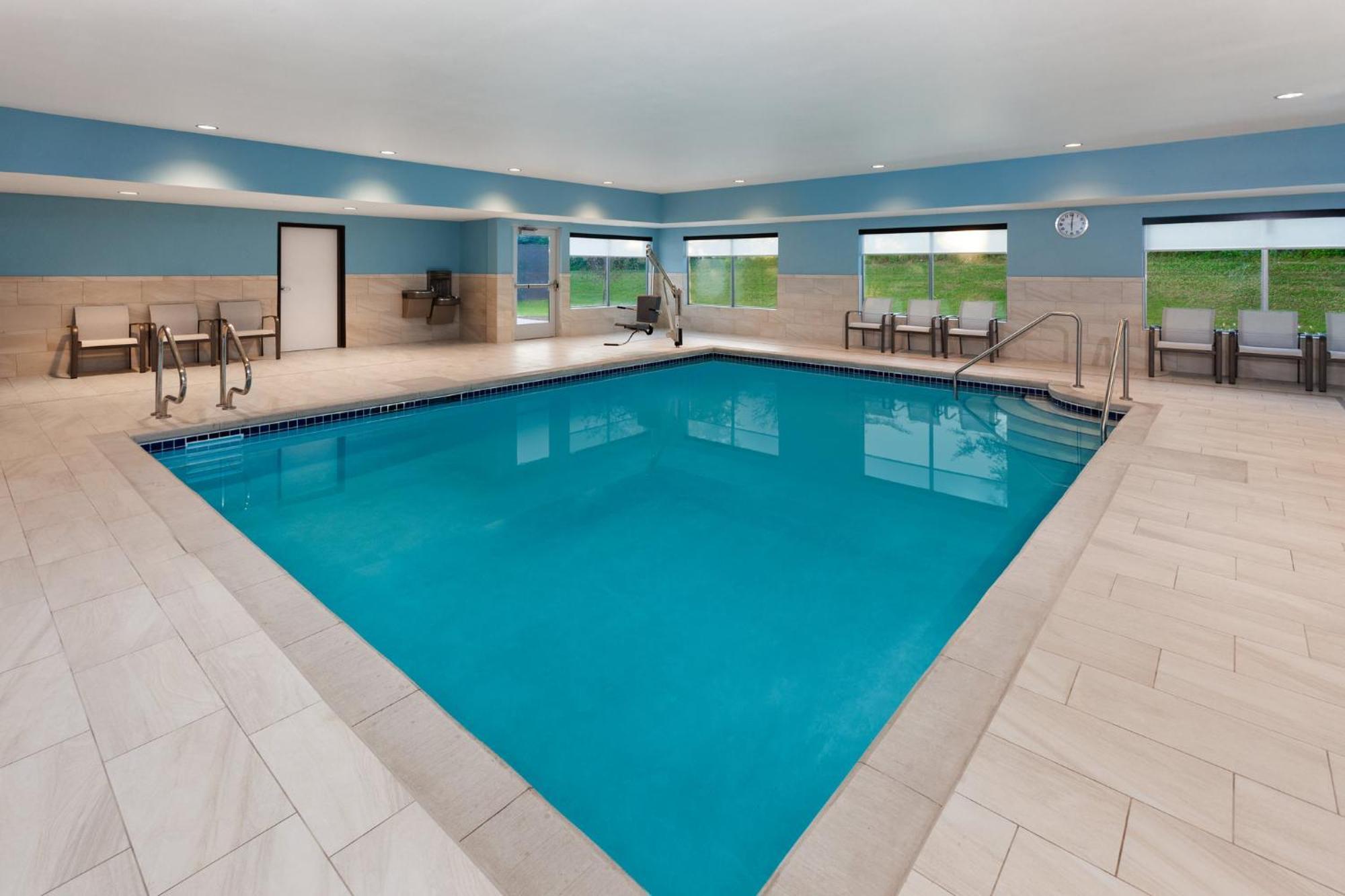 Holiday Inn Express & Suites Reedsburg - Dells Area By Ihg 외부 사진