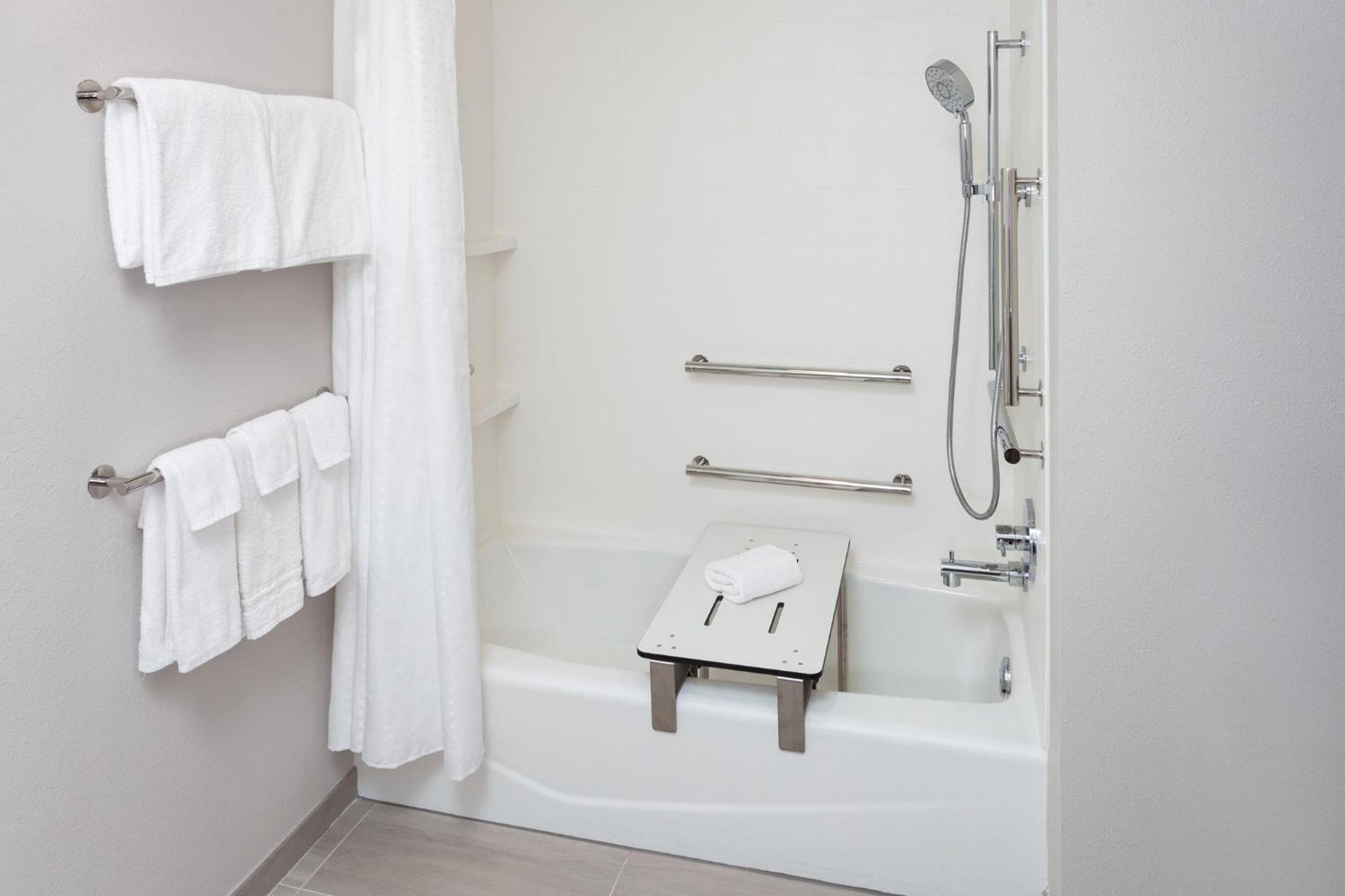 Holiday Inn Express & Suites Reedsburg - Dells Area By Ihg 외부 사진